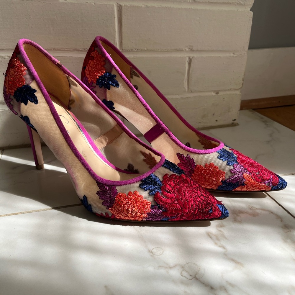 Size 10 Jessica Simpson Floral Embroidered Women's Heels